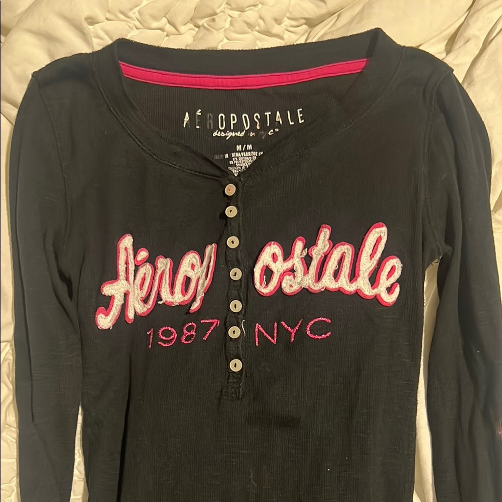 Vintage Aeropostale Black Long Sleeve Henley